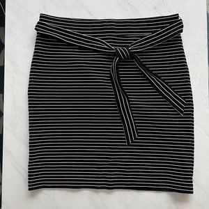 Loft Pencil Skirt - Size Medium